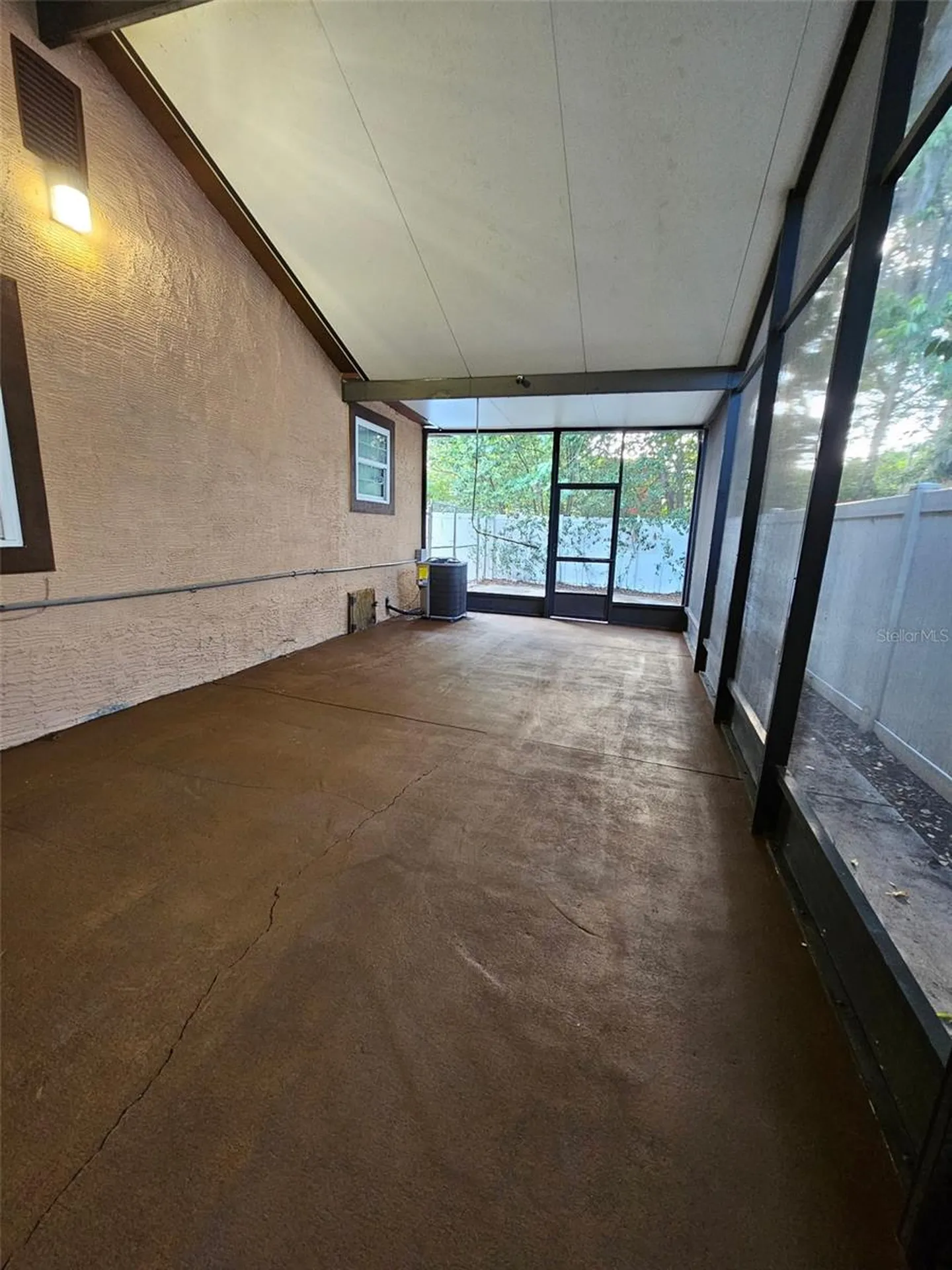 1516 S Lee Avenue Orlando FL 32805