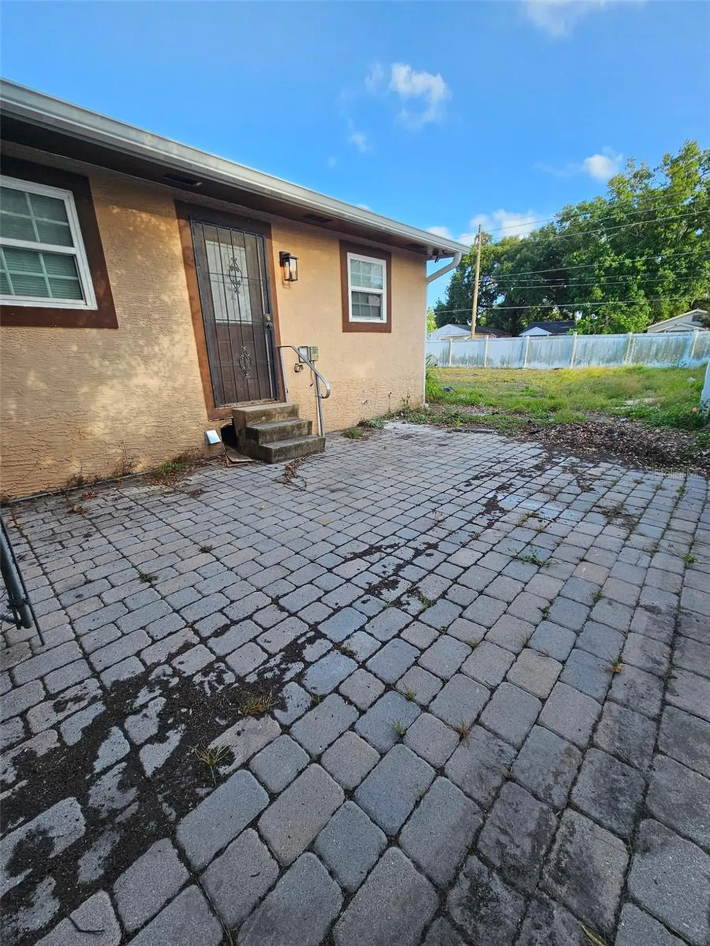 1516 S Lee Avenue Orlando FL 32805