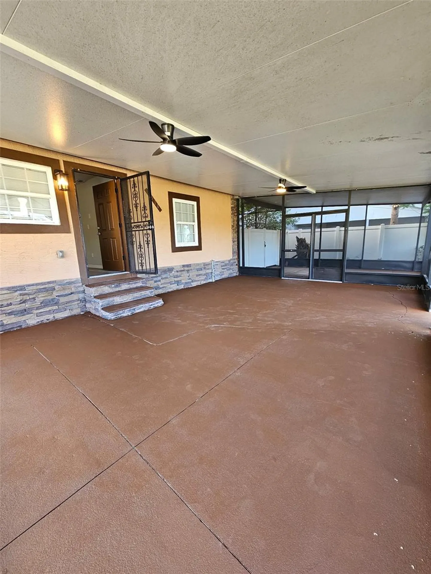 1516 S Lee Avenue Orlando FL 32805