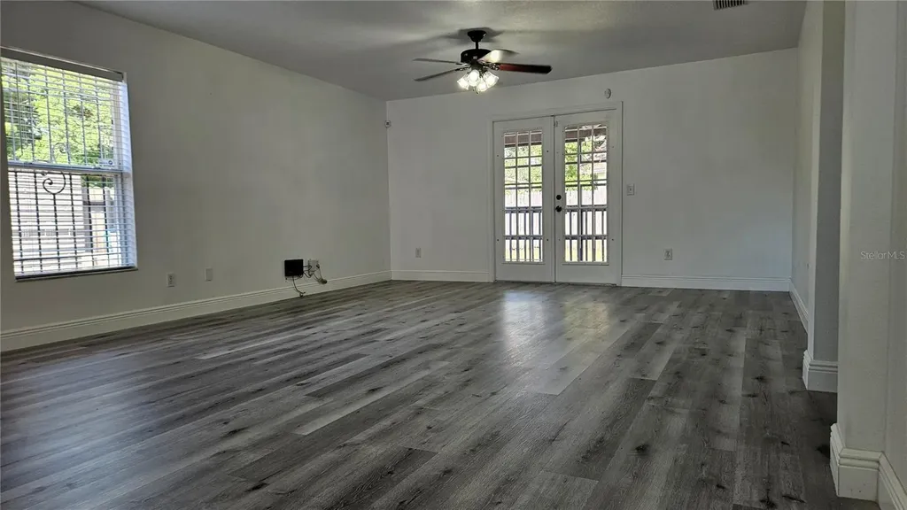 8725 N 13th Street Tampa FL 33604