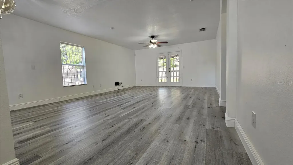 8725 N 13th Street Tampa FL 33604