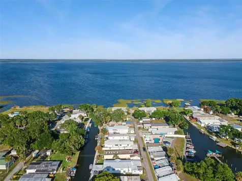 3100 Mark Lane Lake Wales FL 33898