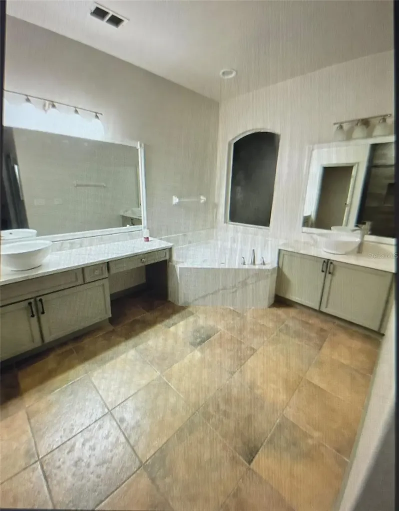 2603 Southpointe Court Kissimmee FL 34746