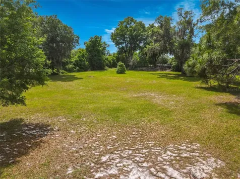 Lake Helen FL 32744