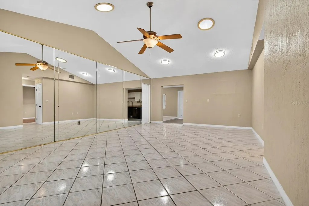 6802 Lassen Avenue New Port Richey FL 34655