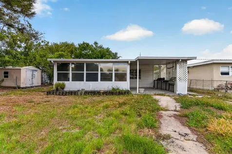 6802 Lassen Avenue New Port Richey FL 34655