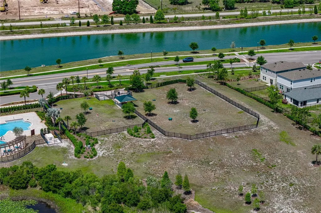 14633 Red Castle Avenue Lithia FL 33547