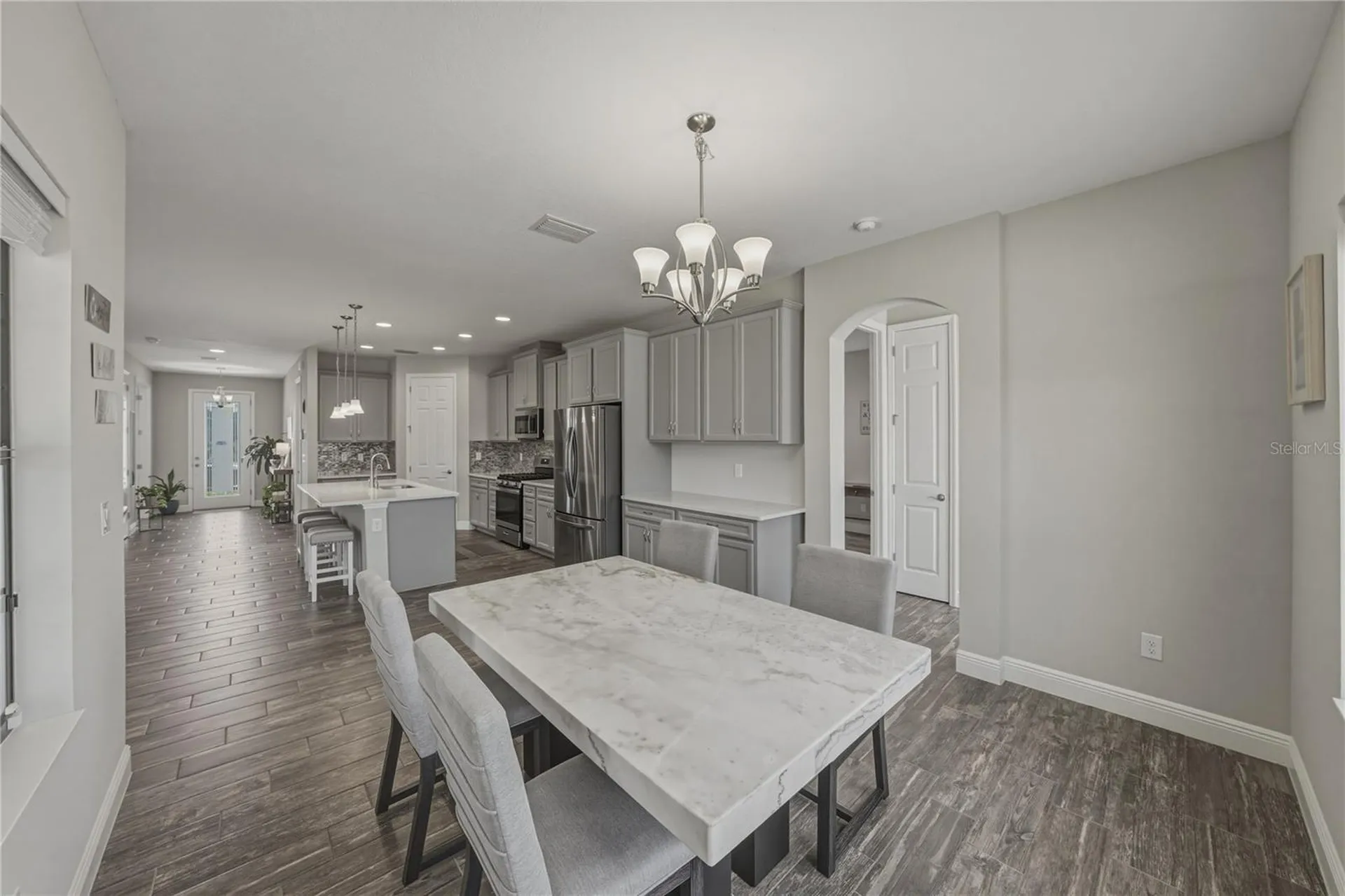 14633 Red Castle Avenue Lithia FL 33547