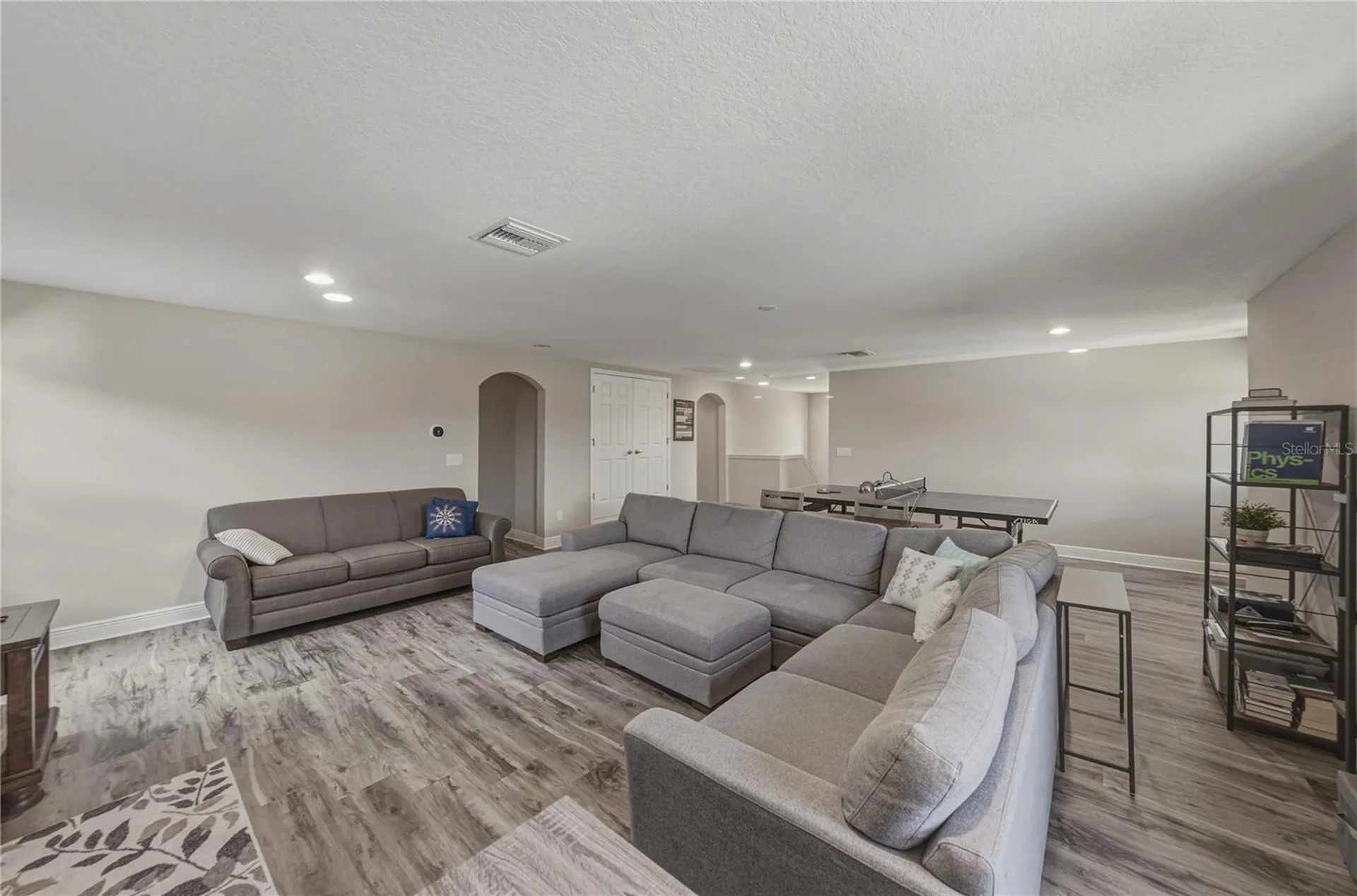 14633 Red Castle Avenue Lithia FL 33547