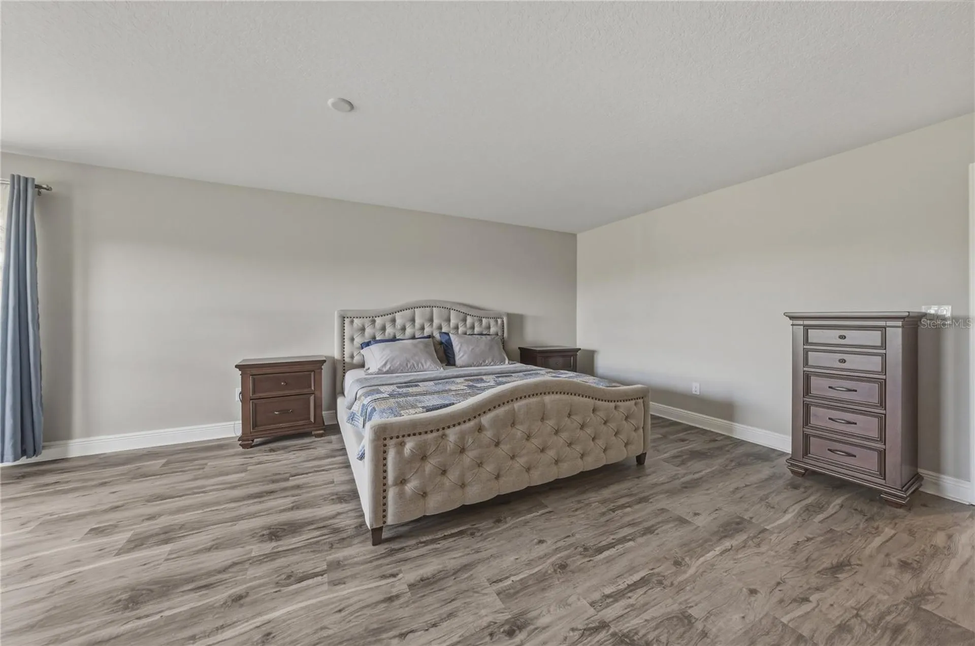 14633 Red Castle Avenue Lithia FL 33547