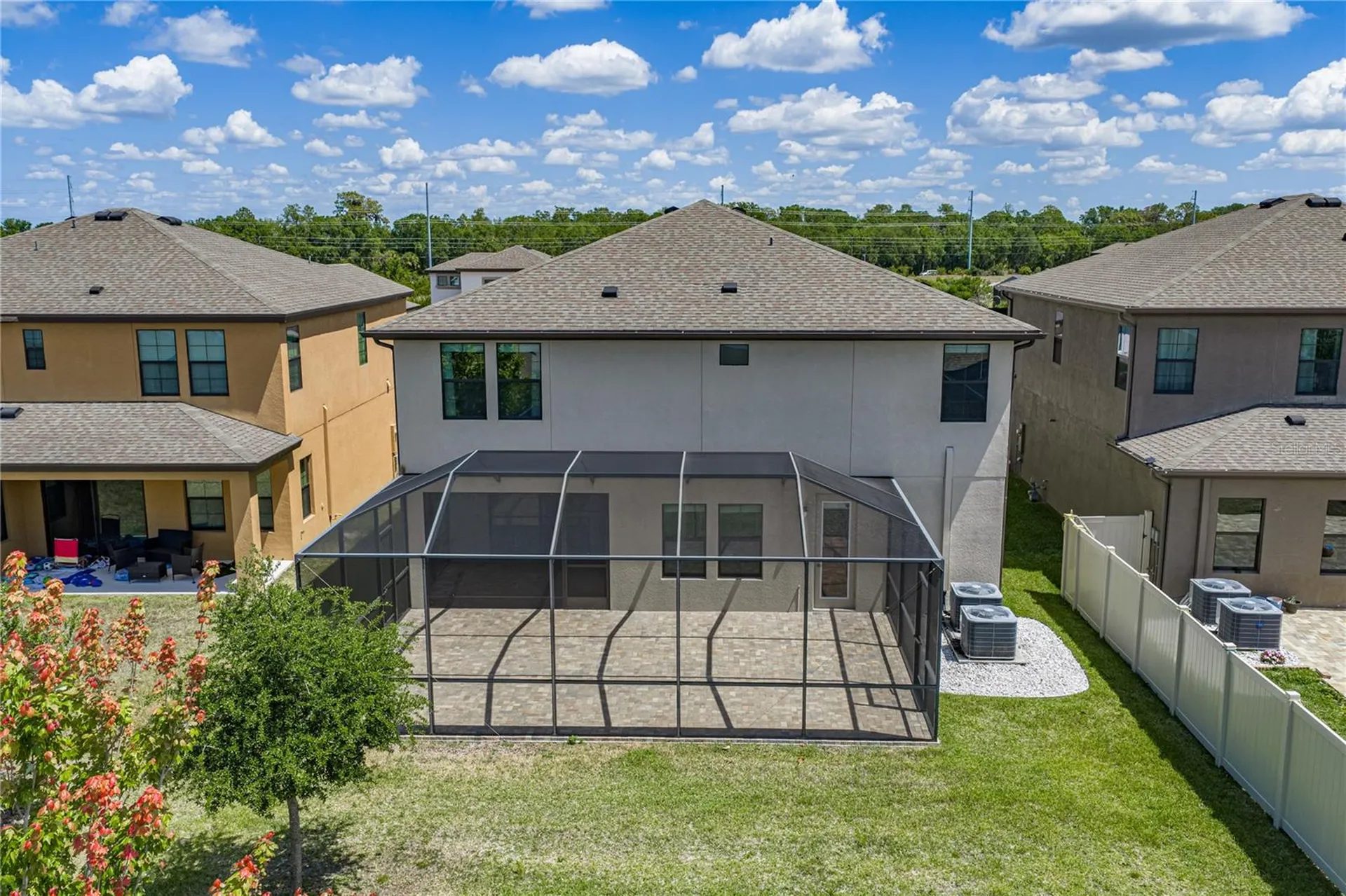 14633 Red Castle Avenue Lithia FL 33547
