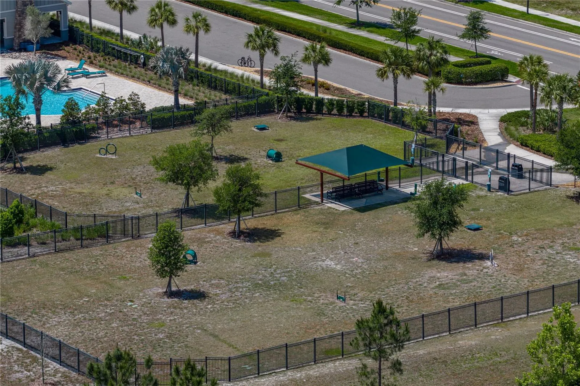 14633 Red Castle Avenue Lithia FL 33547