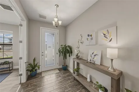 14633 Red Castle Avenue Lithia FL 33547