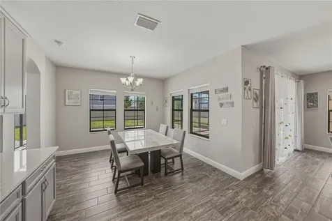 14633 Red Castle Avenue Lithia FL 33547