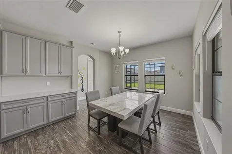 14633 Red Castle Avenue Lithia FL 33547