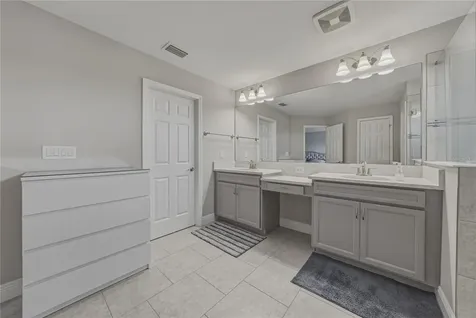 14633 Red Castle Avenue Lithia FL 33547
