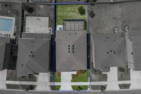 14633 Red Castle Avenue Lithia FL 33547