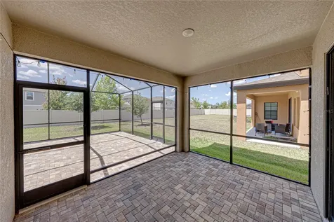 14633 Red Castle Avenue Lithia FL 33547