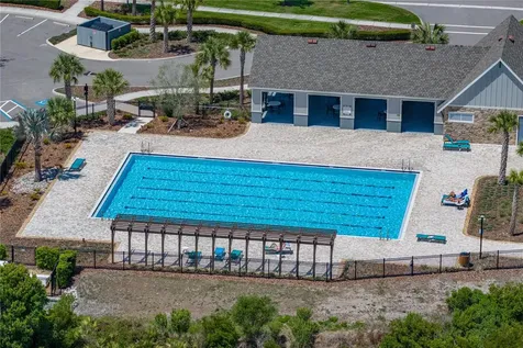 14633 Red Castle Avenue Lithia FL 33547