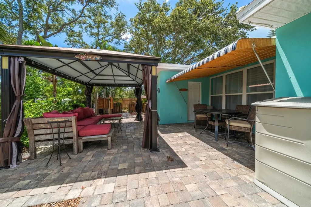 301 Cevera Drive Dunedin FL 34698