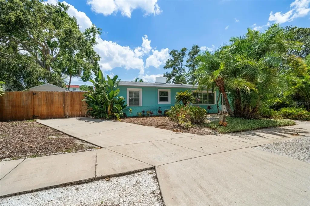 301 Cevera Drive Dunedin FL 34698