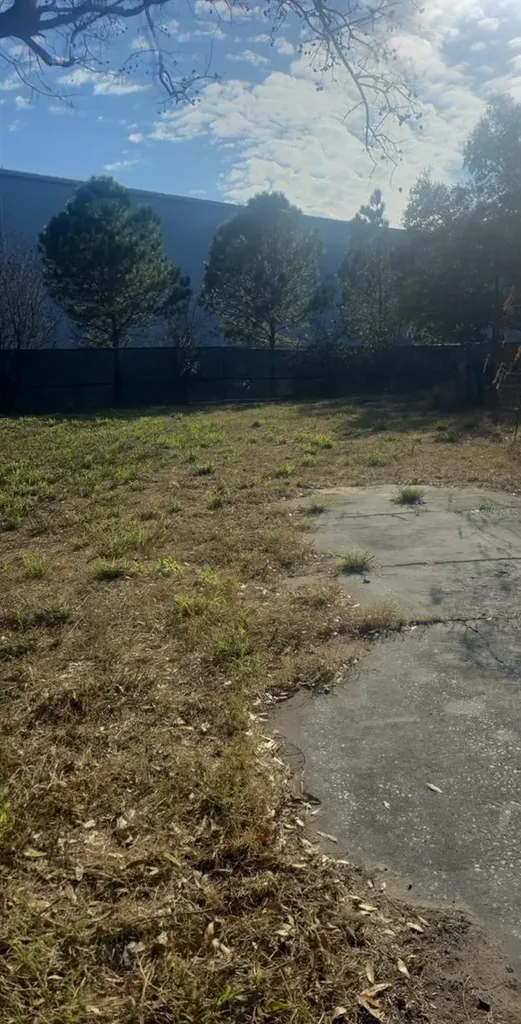 Lincoln Court Auburndale FL 33823