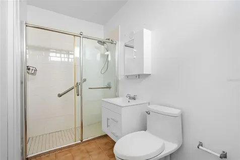 80 Kings Court San Juan PR 00911