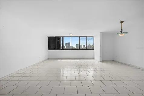 80 Kings Court San Juan PR 00911