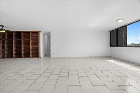 80 Kings Court San Juan PR 00911
