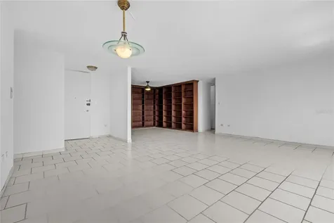 80 Kings Court San Juan PR 00911