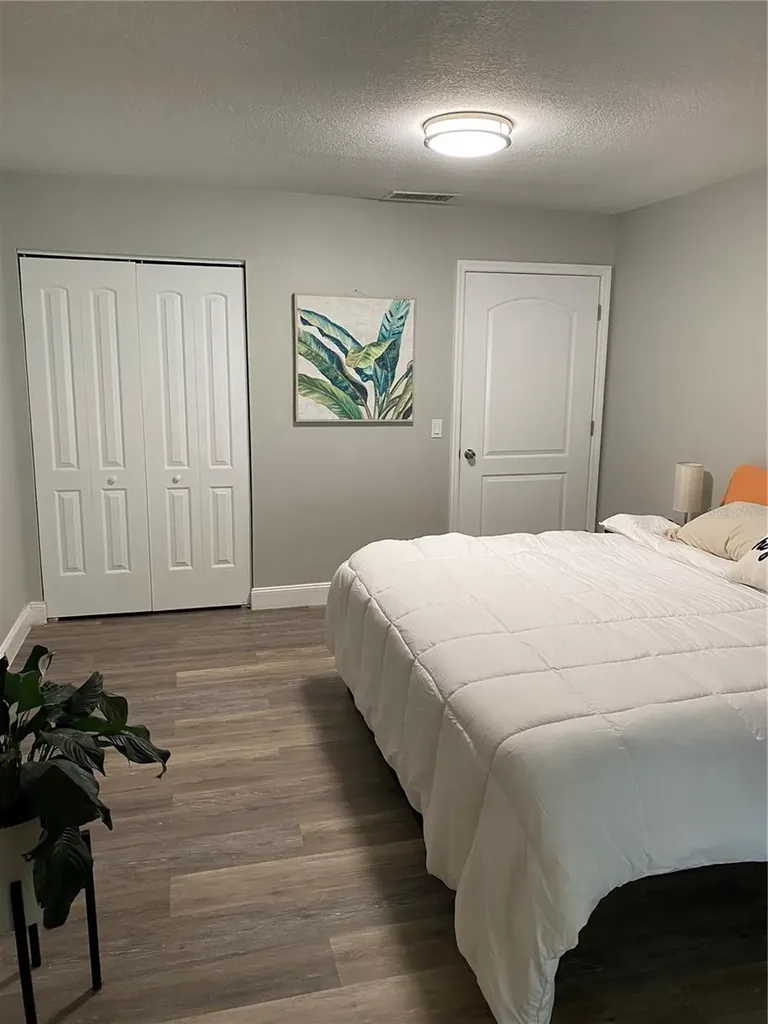 7014 Glenview Drive Tampa FL 33619