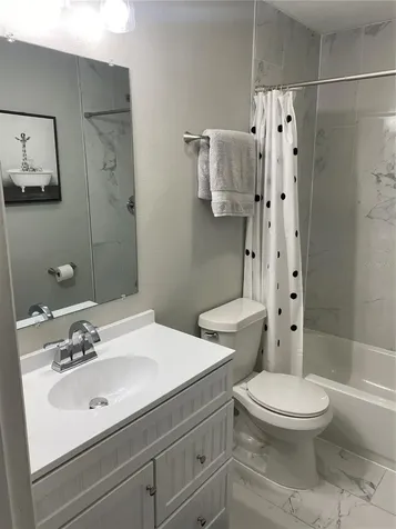 7014 Glenview Drive Tampa FL 33619