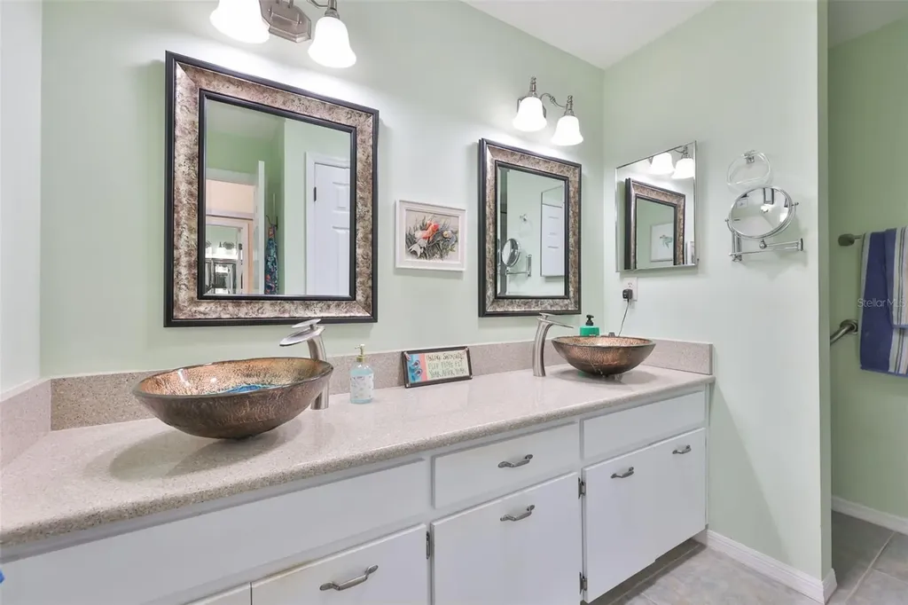 2611 Locksley Street Sun City Center FL 33573