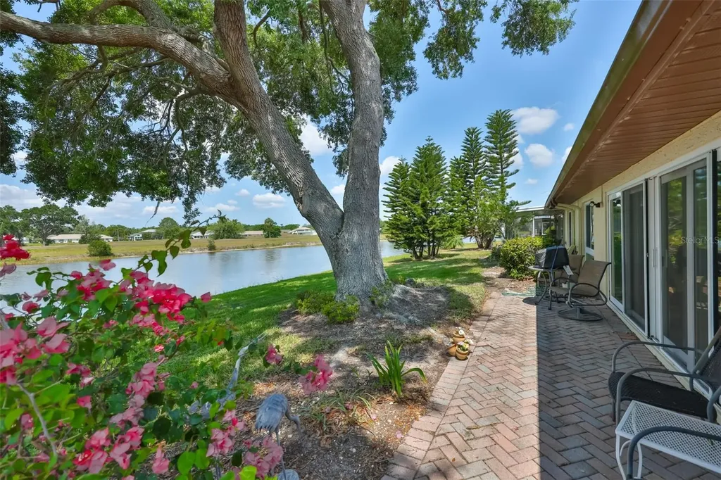 2611 Locksley Street Sun City Center FL 33573