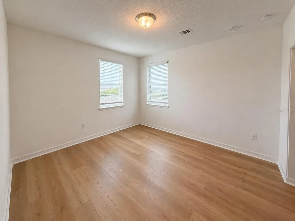 10013 Austrina Oak Loop Winter Garden FL 34787
