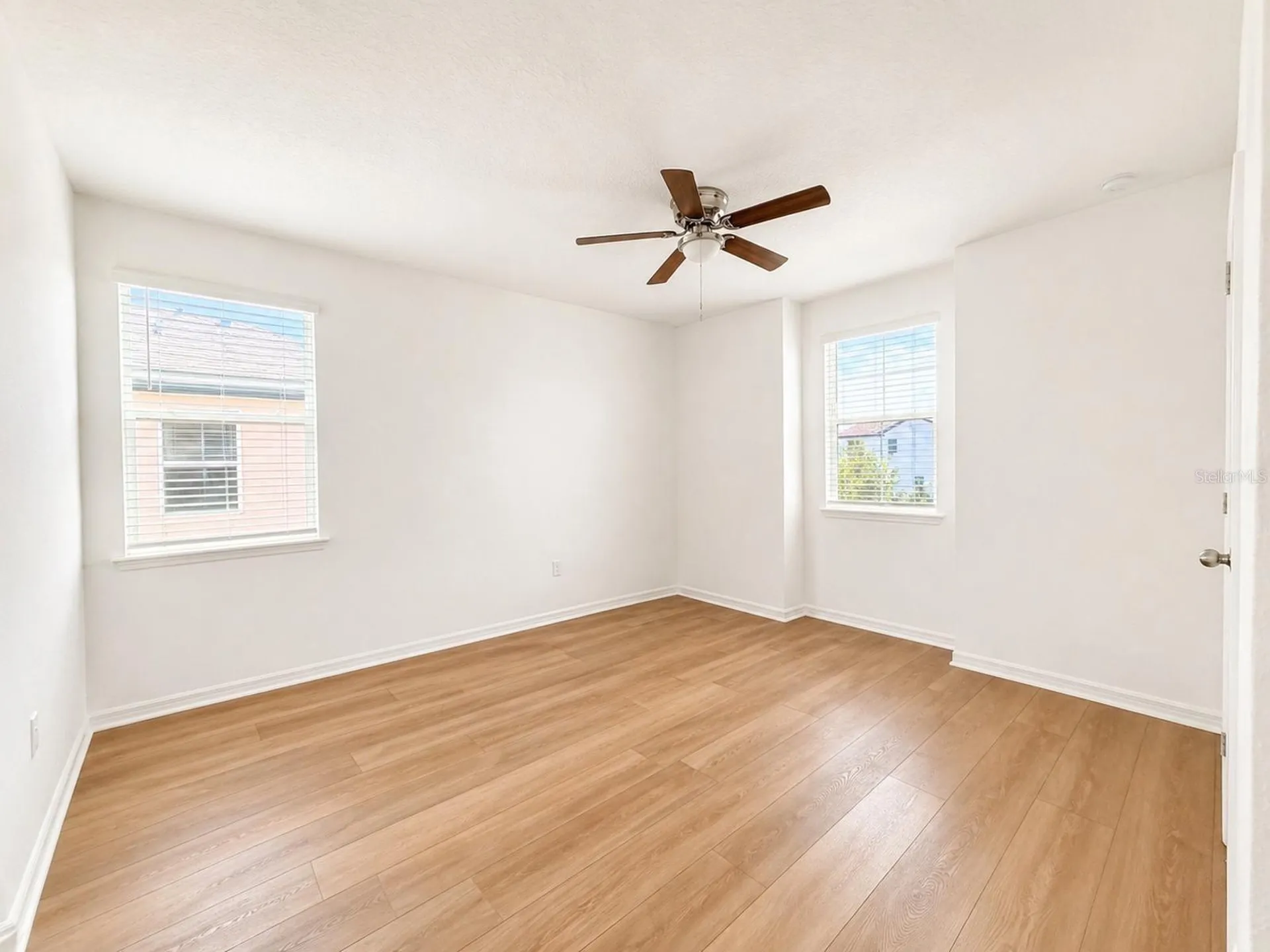 10013 Austrina Oak Loop Winter Garden FL 34787