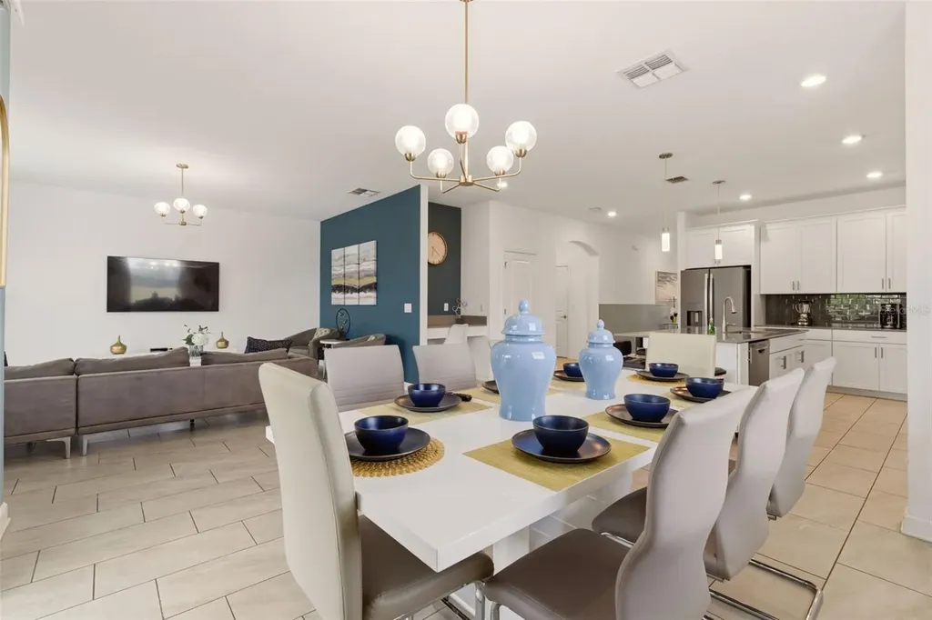 724 Whistling Straits Kissimmee FL 34747