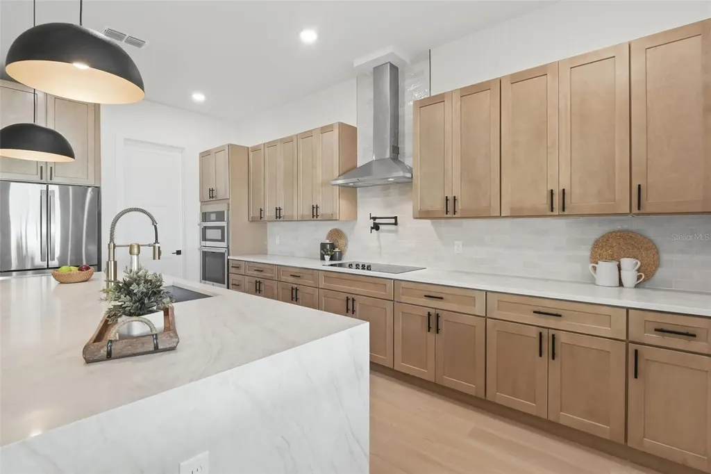 1907 Mae Street Orlando FL 32806