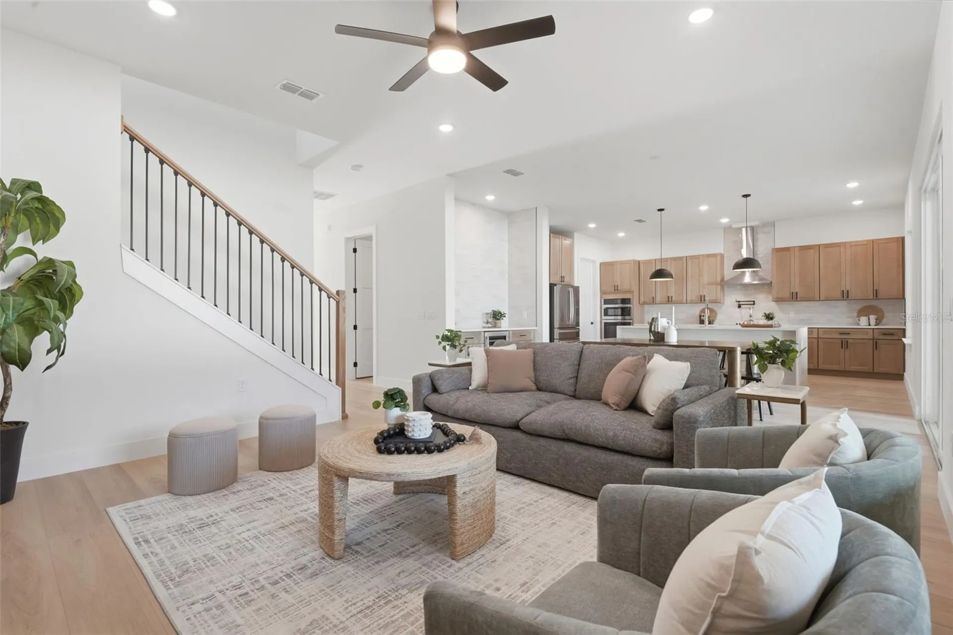 1907 Mae Street Orlando FL 32806