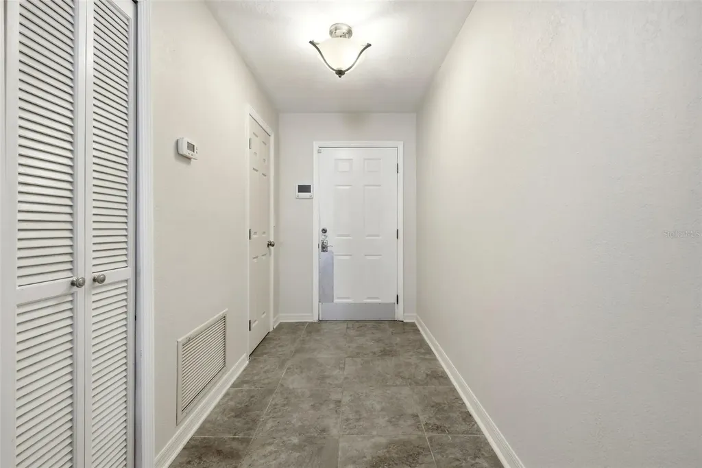 100 E Oak Terrace Drive Leesburg FL 34748