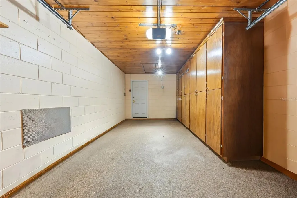 100 E Oak Terrace Drive Leesburg FL 34748