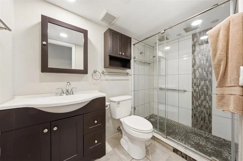 100 E Oak Terrace Drive Leesburg FL 34748