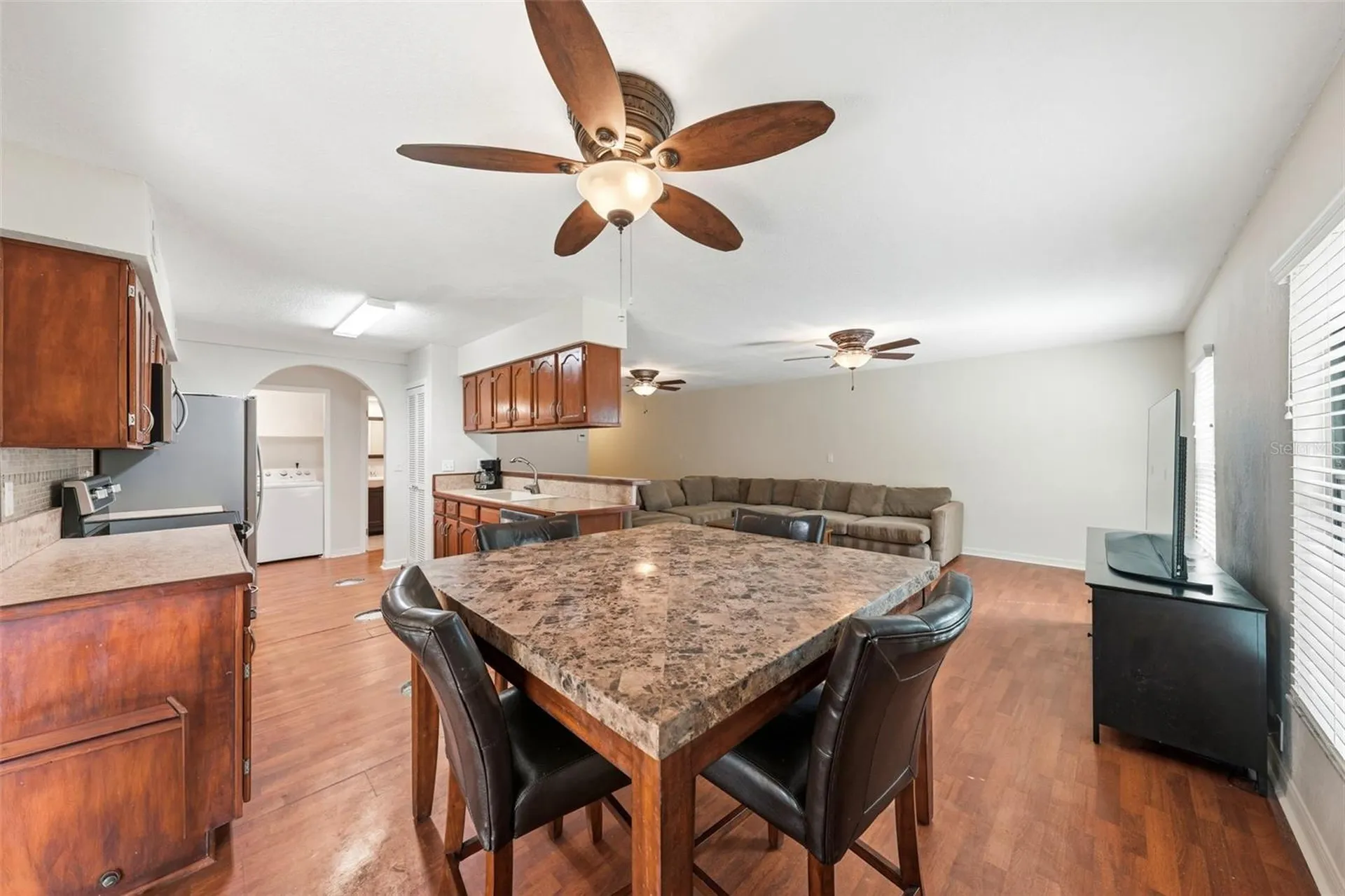 100 E Oak Terrace Drive Leesburg FL 34748