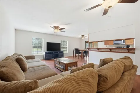 100 E Oak Terrace Drive Leesburg FL 34748