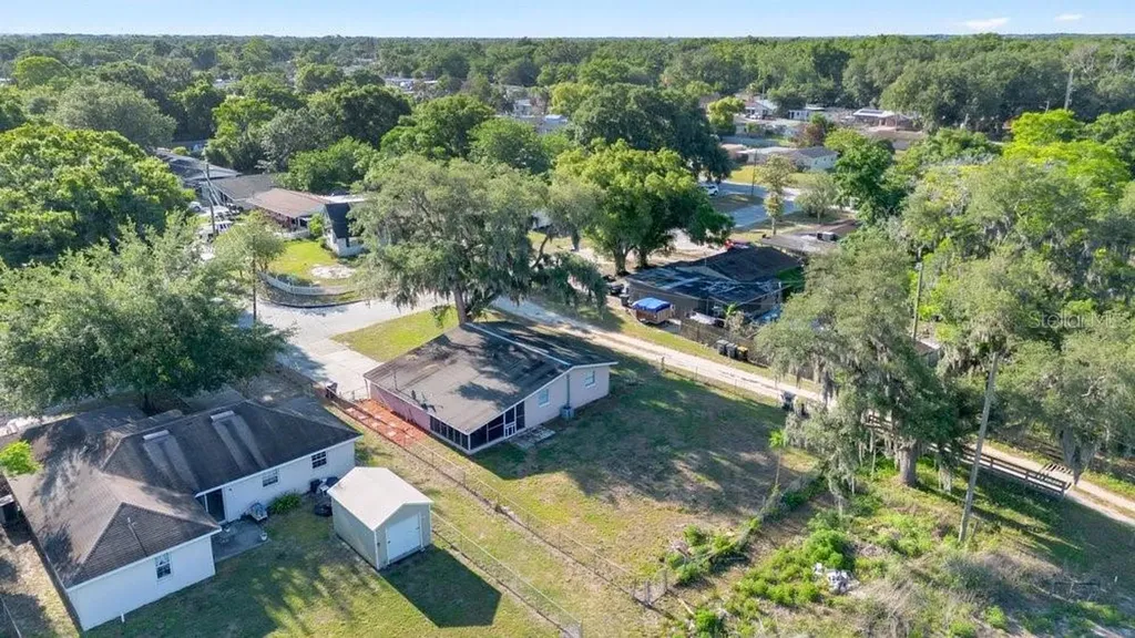 218 Dennis Avenue Winter Haven FL 33880