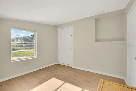 218 Dennis Avenue Winter Haven FL 33880