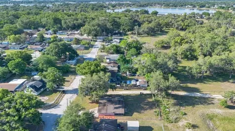 218 Dennis Avenue Winter Haven FL 33880