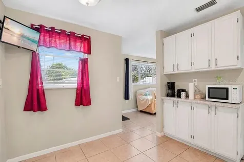 218 Dennis Avenue Winter Haven FL 33880