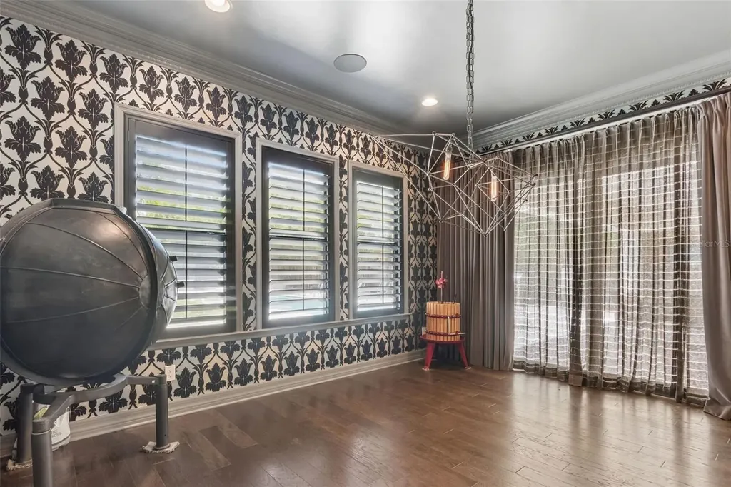 14320 Avon Farms Drive Tampa FL 33618