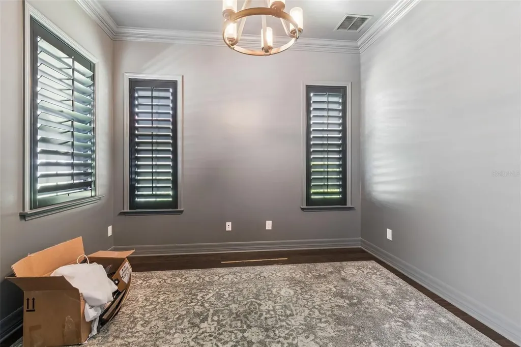 14320 Avon Farms Drive Tampa FL 33618